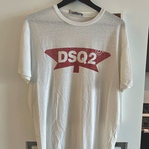 Dsquared 2 white t-shirt. never worn. xxl